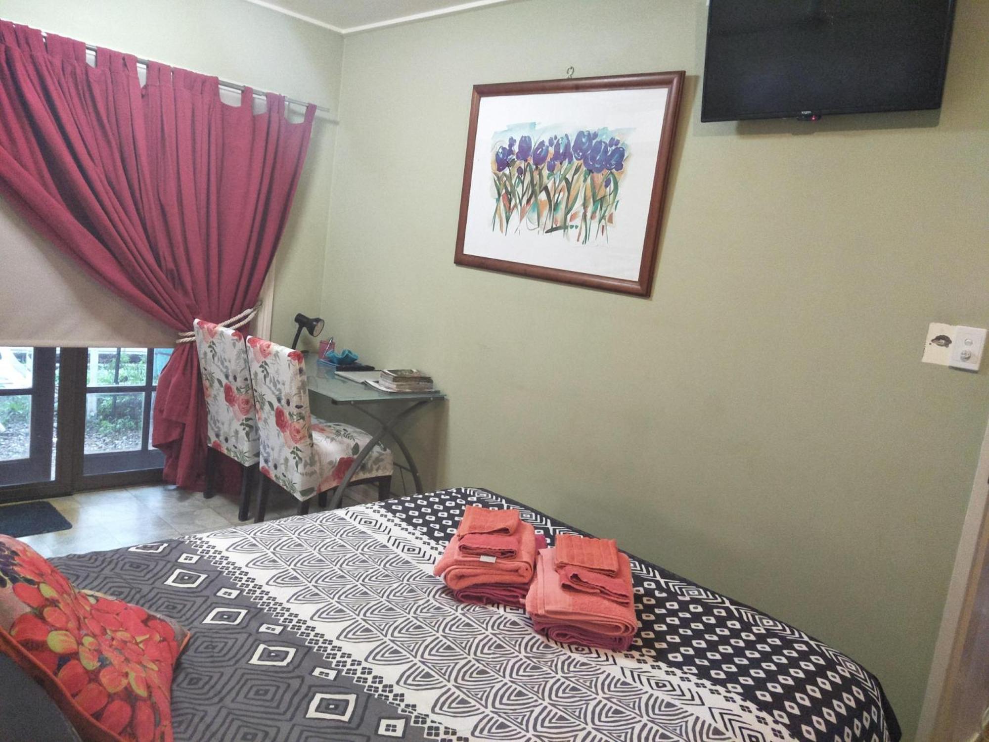 Homestay At Julie'S Кэрнс Экстерьер фото